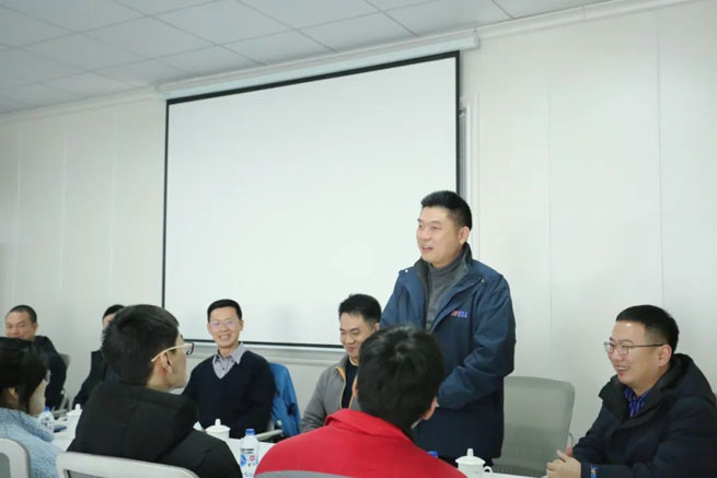 2023 a new journey Chairman Mr He of Jwell Machinery wished all employees a happy new year in the Zhejiang factory