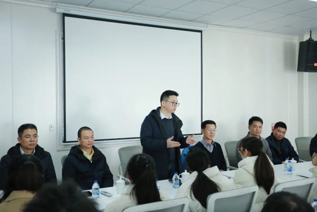 2023 a new journey Chairman Mr He of Jwell Machinery wished all employees a happy new year in the Zhejiang factory