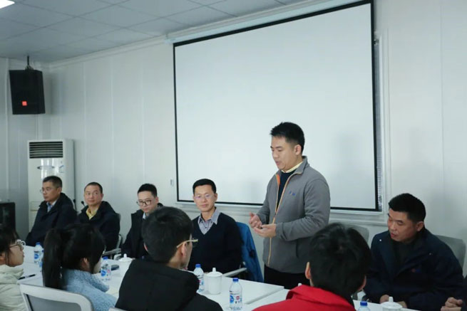 2023 a new journey Chairman Mr He of Jwell Machinery wished all employees a happy new year in the Zhejiang factory