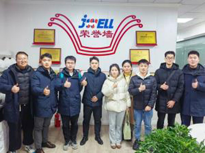 2023 a new journey Chairman Mr He of Jwell Machinery wished all employees a happy new year in the Zhejiang factory