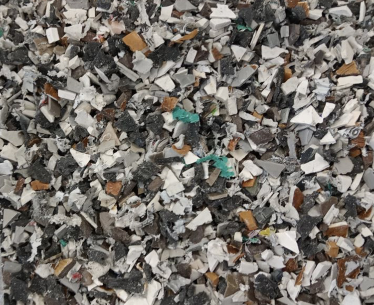 Product Application of DYPSXM Series Crusher for PVC Plastic Profile WPC Profile