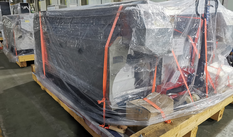 Polyester Spinning Machine Packing & Shipping