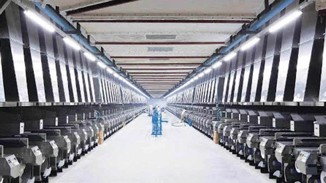 Video of POY Spinning Machine