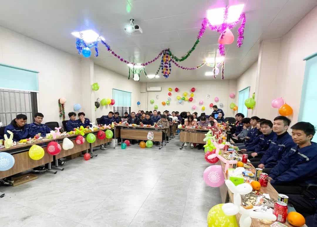 Jwell Greet New Year s Day with Blessings and Laughter Jwell Greet New Year s Day with Blessings and Laughter