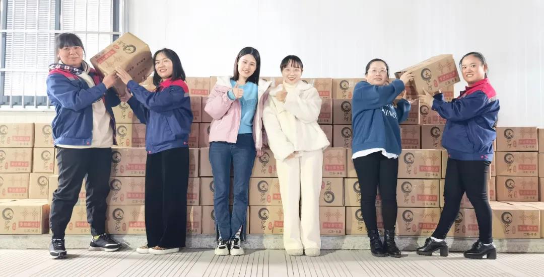 Pay Attention to Health, Care for Employees, And Be Grateful for You